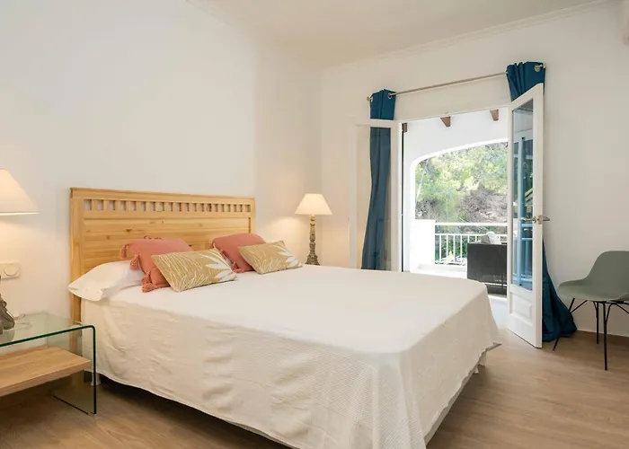 Arena Chalet Es Mercadal